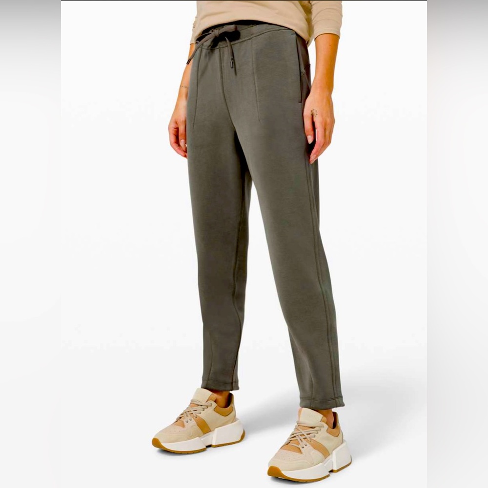 Lululemon Soft Ambitions Jogger